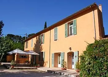 Hotel Les Cigales Allauch 3*,