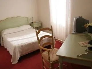 Hotel Les Cigales Allauch 3*,  France