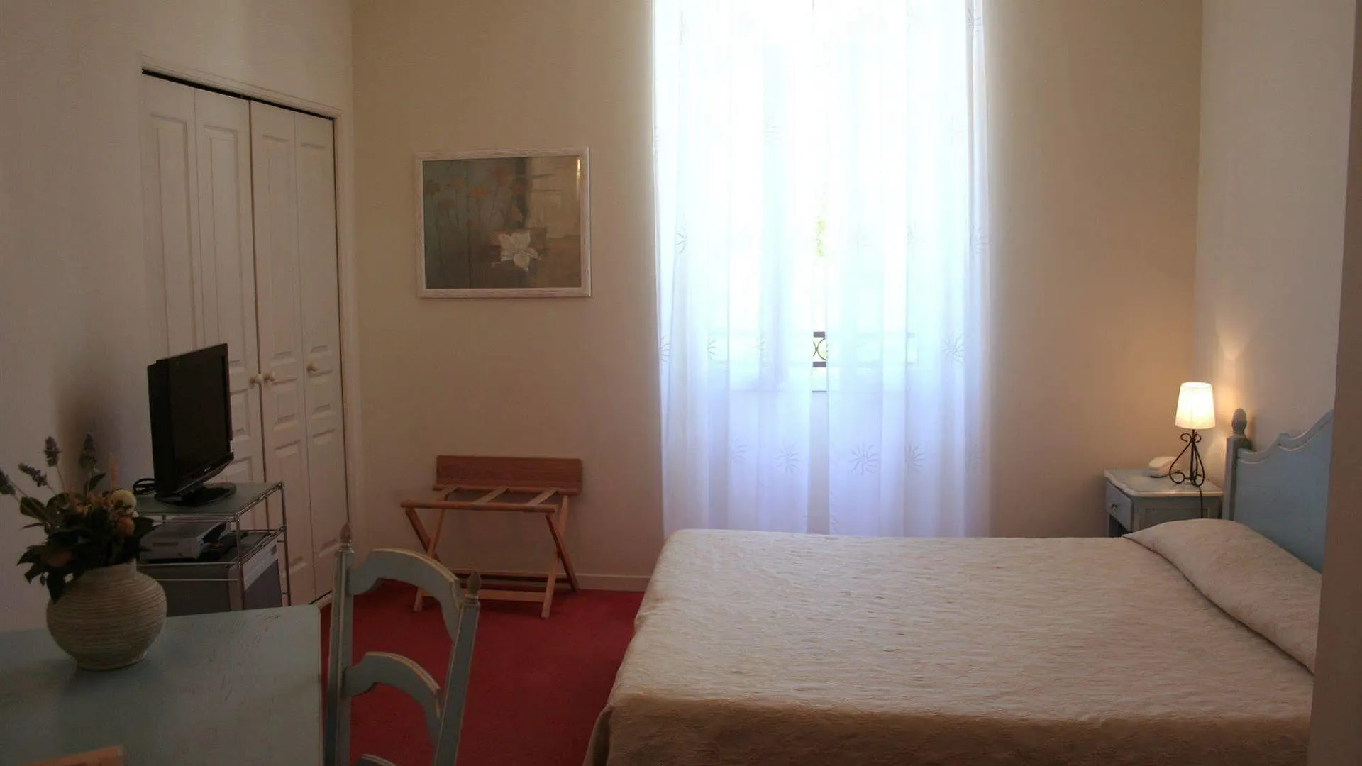 Hotel Les Cigales Allauch